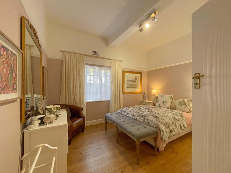 To Let 2 Bedroom Property for Rent in Bantry Bay Western Cape